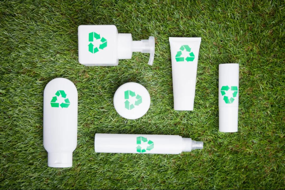 使用海洋降解塑料對自然環(huán)境有哪些改進(jìn)和運(yùn)用？